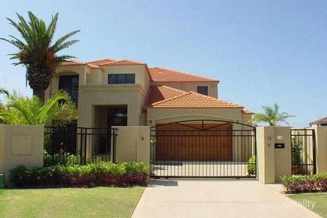 Property photo of 17 King James Court Paradise Point QLD 4216