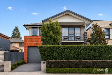 28 Hickory Rd, Bonnyrigg, NSW 2177