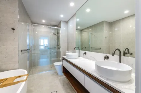 Property photo of 1703/28-30 Second Avenue Broadbeach QLD 4218