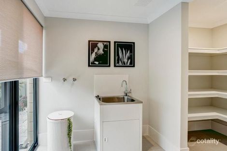 2/266 Illawarra Cres S, Ballajura, WA 6066