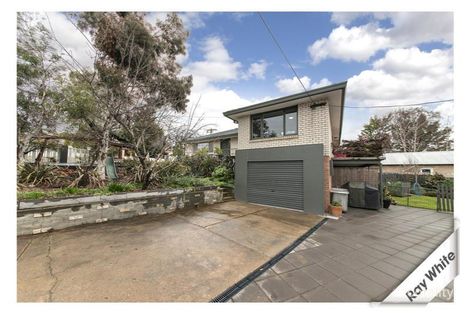 Property photo of 37 Edgedale Crescent Karabar NSW 2620
