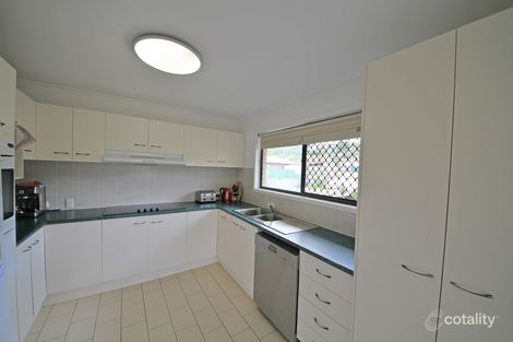 Property photo of 52 Rholanda Crescent Springwood QLD 4127