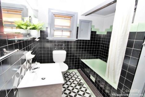 Property photo of 31 Fitzmaurice Street Wagga Wagga NSW 2650