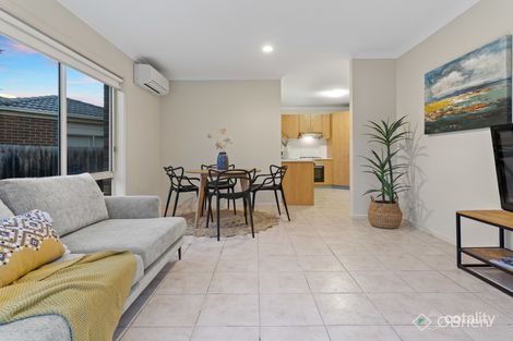 Property photo of 2 Brunnings Road Carrum Downs VIC 3201