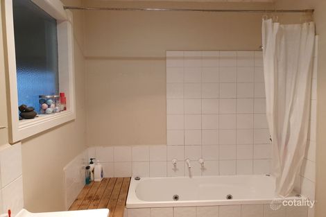 Property photo of 22 Gray Street Donald VIC 3480