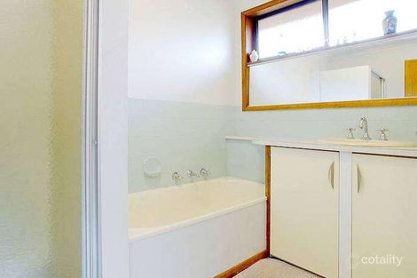 Property photo of 4 Eldine Court Grovedale VIC 3216