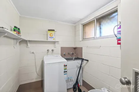 Property photo of 13/10 Walcott Way Bulgarra WA 6714