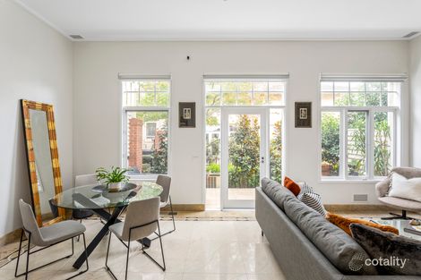 Property photo of 110 Esplanade West Port Melbourne VIC 3207