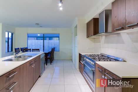 Property photo of 9 Waltzing Drive Lynbrook VIC 3975