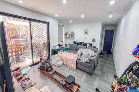 Property photo of 4/20 McBurney Road Cabramatta NSW 2166