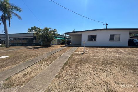 1/6 Madge St, Norman Gardens, QLD 4701