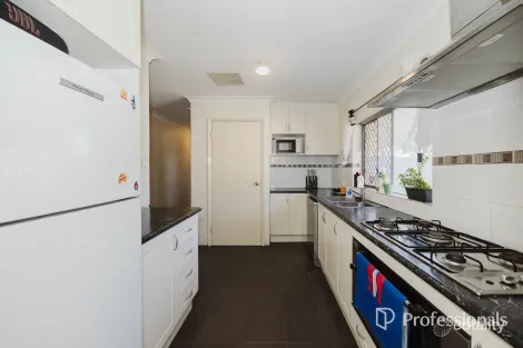 Property photo of 5A Warwick Place Marangaroo WA 6064