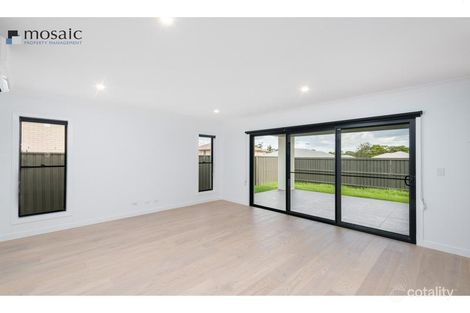 Property photo of 27 Pinnibar Street Bridgeman Downs QLD 4035