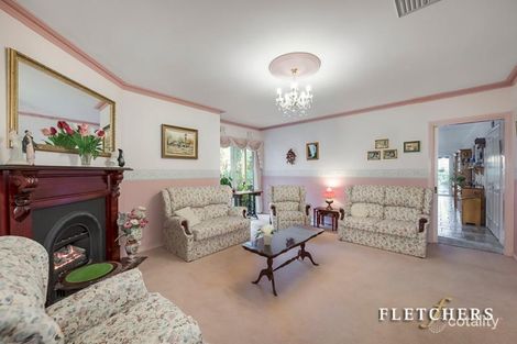 Property photo of 25 Bowen Crescent Burwood East VIC 3151