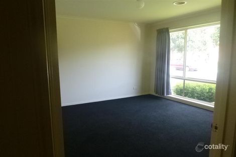Property photo of 20 Spring Circuit Pakenham VIC 3810