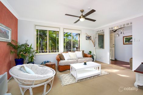 Property photo of 7 Oxley Place Point Clare NSW 2250