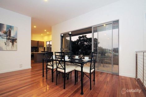 Property photo of 2 Ozone Street Rye VIC 3941