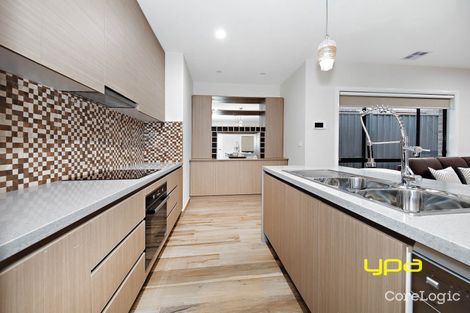 Property photo of 45 Enterprise Circuit Fraser Rise VIC 3336