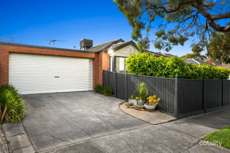 1/13 Cromwell St, Burwood, VIC 3125