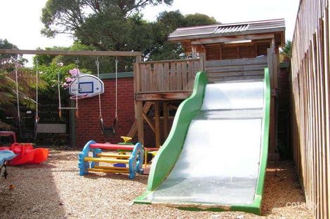 Property photo of 5 Zachary Hicks Crescent Endeavour Hills VIC 3802