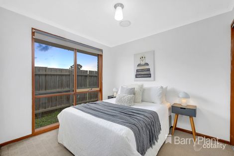 Property photo of 10 Timmins Court Mill Park VIC 3082