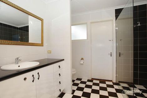 Property photo of 94 Oquinn Street Nudgee Beach QLD 4014