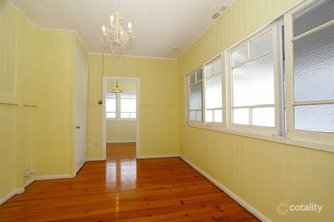 Property photo of 94 Oquinn Street Nudgee Beach QLD 4014