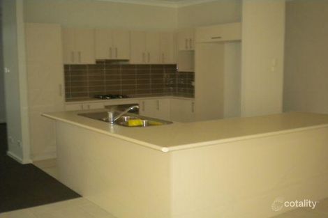 Property photo of 7 Dewpoint Drive Spring Farm NSW 2570