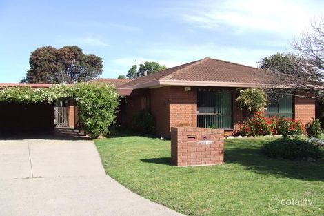 Property photo of 4 Monique Close Sale VIC 3850