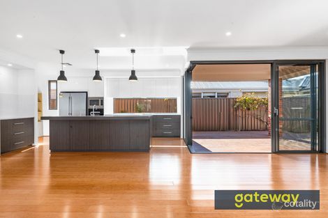 Property photo of 4 Platinum Street Treeby WA 6164