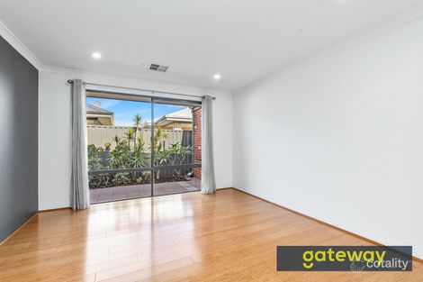 Property photo of 4 Platinum Street Treeby WA 6164