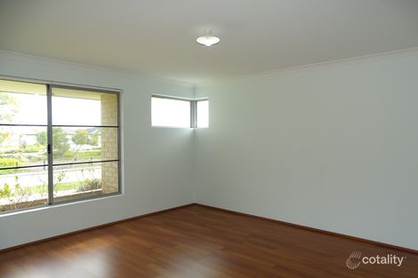 Property photo of 16 Arkose Crescent Harrisdale WA 6112