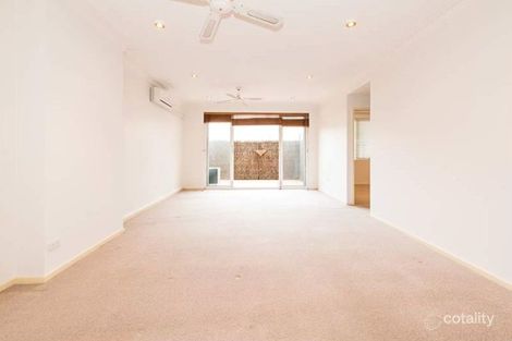 Property photo of 16/56 Beach Road Hampton VIC 3188