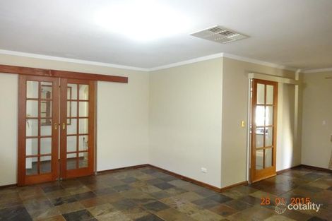 Property photo of 21 Abrolhos Close Shelley WA 6148