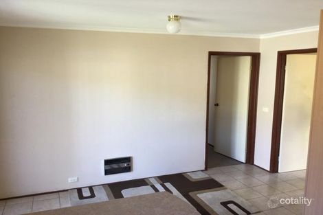 Property photo of 100 McKillop Circuit Kambah ACT 2902