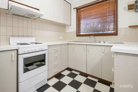 Property photo of 1/8 Leeds Close Millars Well WA 6714
