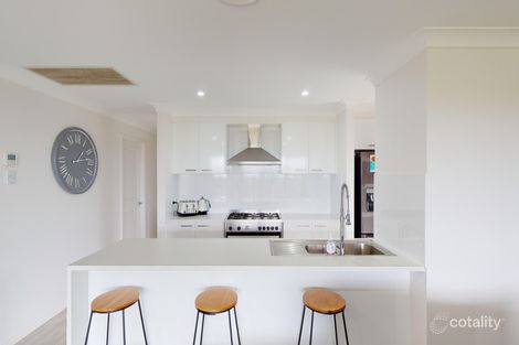 Property photo of 63 Magnolia Boulevard Dubbo NSW 2830