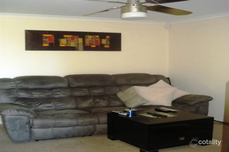 Property photo of 33 Kellam Way Medina WA 6167