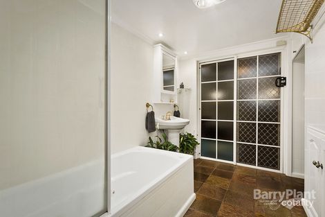 Property photo of 225-227 Greensborough Road Macleod VIC 3085