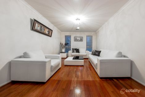 Property photo of 18 Mossman Drive Cranbourne East VIC 3977