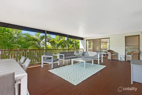 4 Valerie Ave, Mount Coolum, QLD 4573
