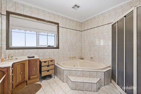 Property photo of 548 Melton Highway Sydenham VIC 3037