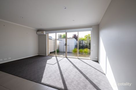 Property photo of 12 Ron Court Canadian VIC 3350
