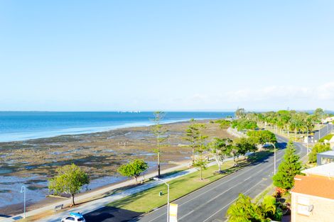 Property photo of 235 Wynnum Esplanade Wynnum QLD 4178