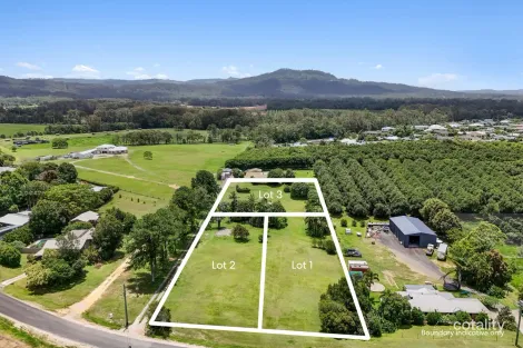 92 Yeates Rd, Beerwah, QLD 4519