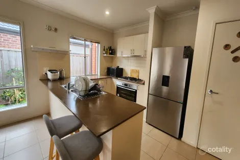 Property photo of 7 Butchart Close Point Cook VIC 3030