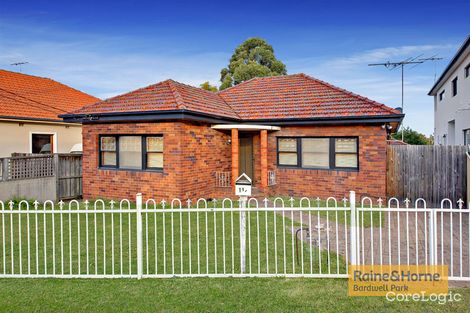 Property photo of 112 Canonbury Grove Bexley North NSW 2207