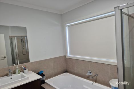Property photo of 13 Myee Loop Wollert VIC 3750