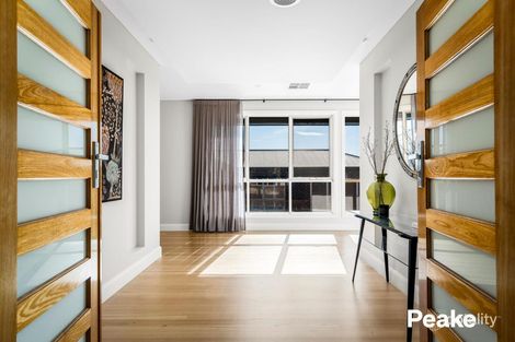 Property photo of 2 Chloe Court Beaconsfield VIC 3807