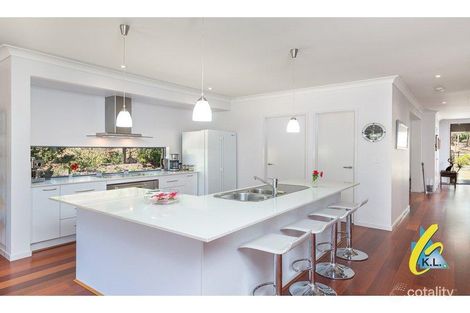 Property photo of 15 Jack Kerr Court Mount Crosby QLD 4306